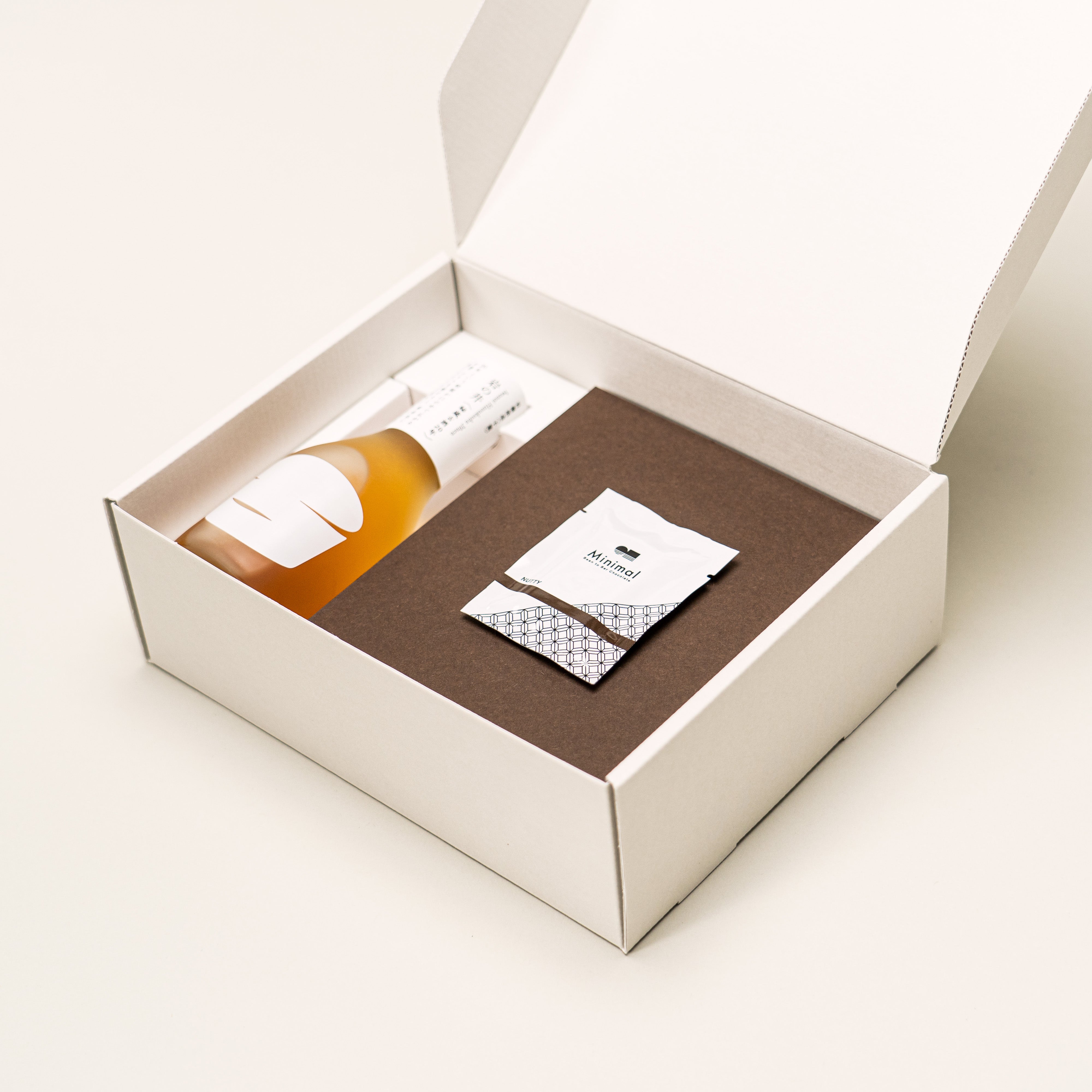 古酒とチョコレートのバレンタインセット – きょうの日本酒